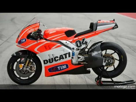 04dovizioso_20-_2gg5959_preview_big.webp