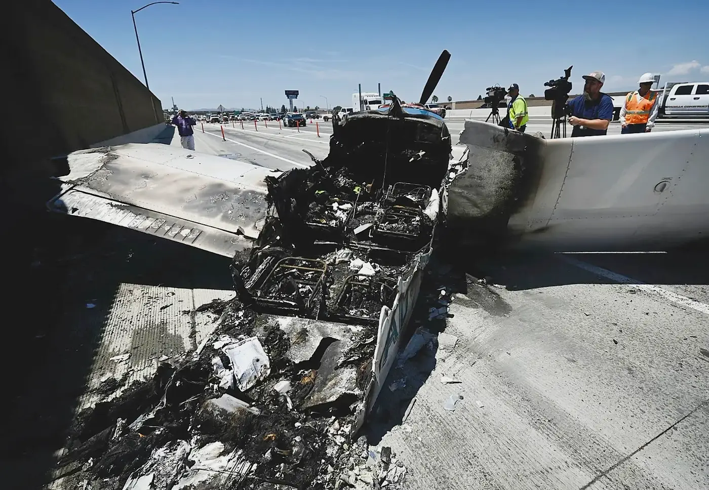 1 dead after NetJets-operated Cessna Citation Latitude crashed on Loop 20 Highway shortly bef...webp