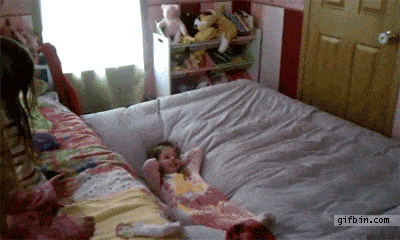 1299171581_dad-bounces-girl-off-bed.gif