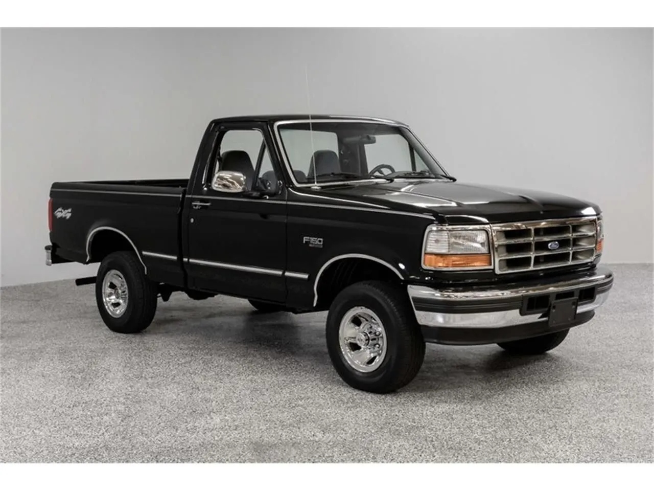 14971486-1996-ford-f150-std.webp