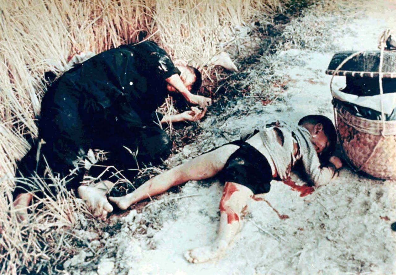 1968 March 16 Vietnam My Lai American war crime atrocity murder dead child man US Army Viet Nam .jpg