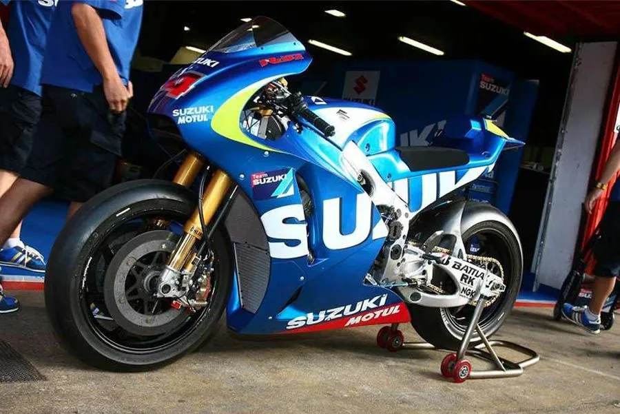 1suzukibarca.webp