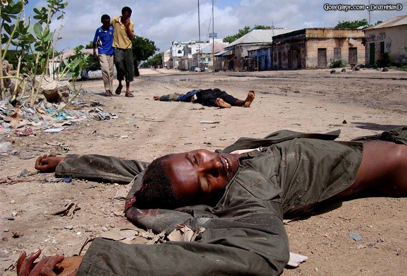 2-gov-soldiers-dead-Mogadishu-may22-09.jpg