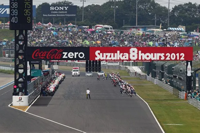 2012-Suzuka-8hours-race-start.webp