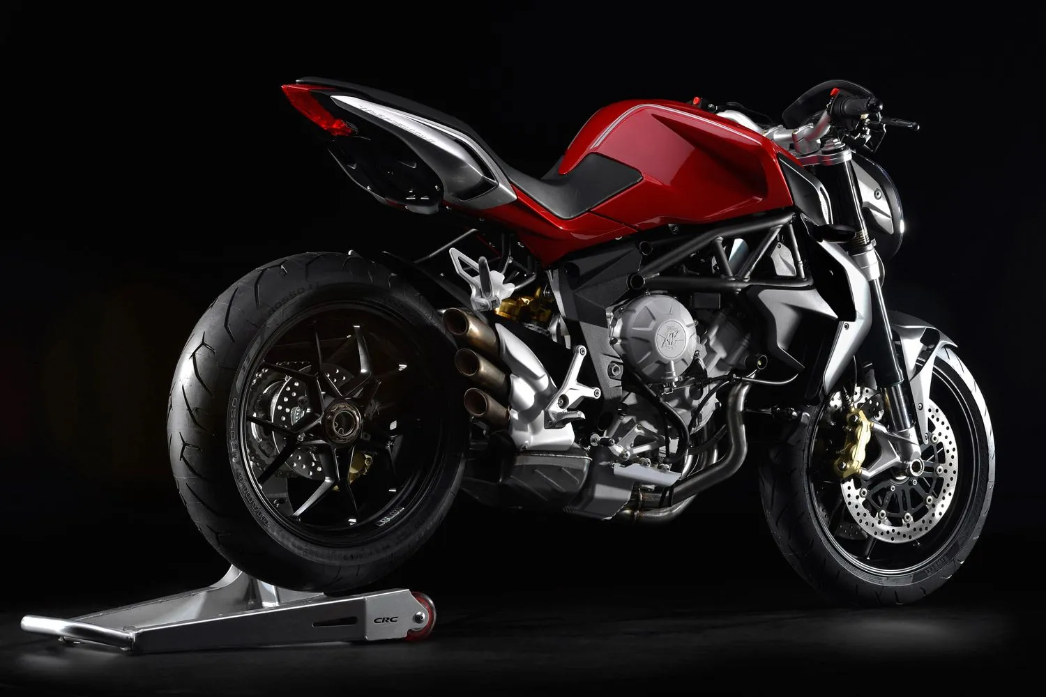 2013-mv-agusta-brutale-800-is-middleweight-magic_4.webp