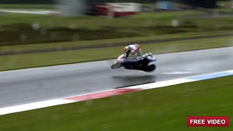 2013-ned-mgp-fp2-action-lorenzo-crash_preview_big_169_free.webp