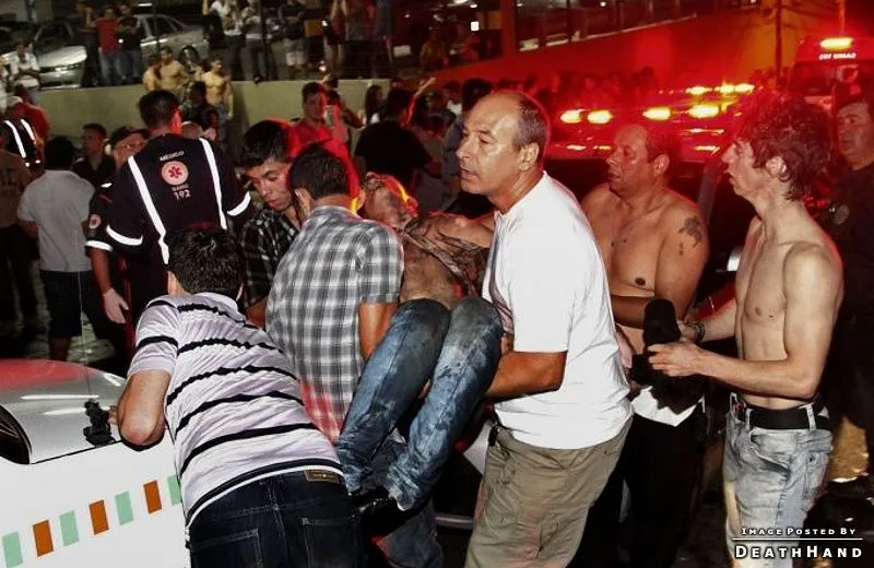 230+-die-in-nightclub-fire4-Santa-Maria-BR-jan27-13.webp