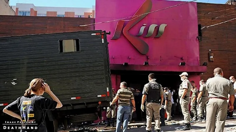 230+-die-in-nightclub-fire7-Santa-Maria-BR-jan27-13.webp
