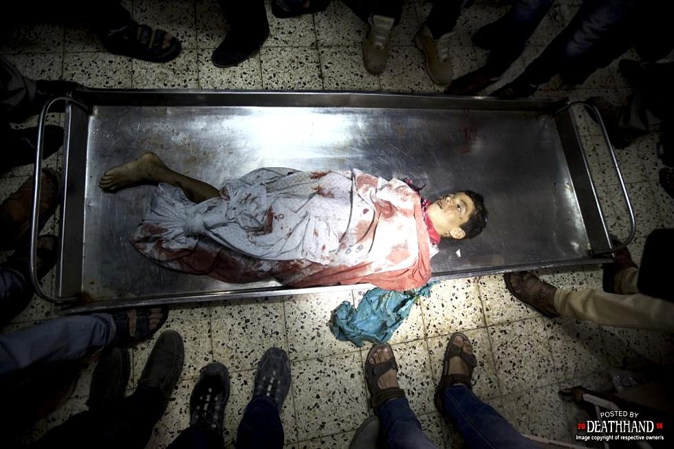 4-kids-killed-when-israeli-warship-shells-beach-15-Gaza-City-jul16-14.jpg