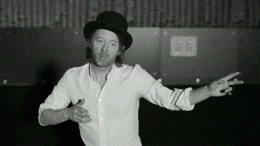 49KnRyWLUVTZ6.gif