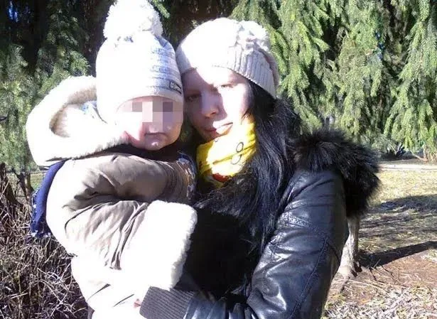 4_Newsflash-MotherDiedChildren-04.webp