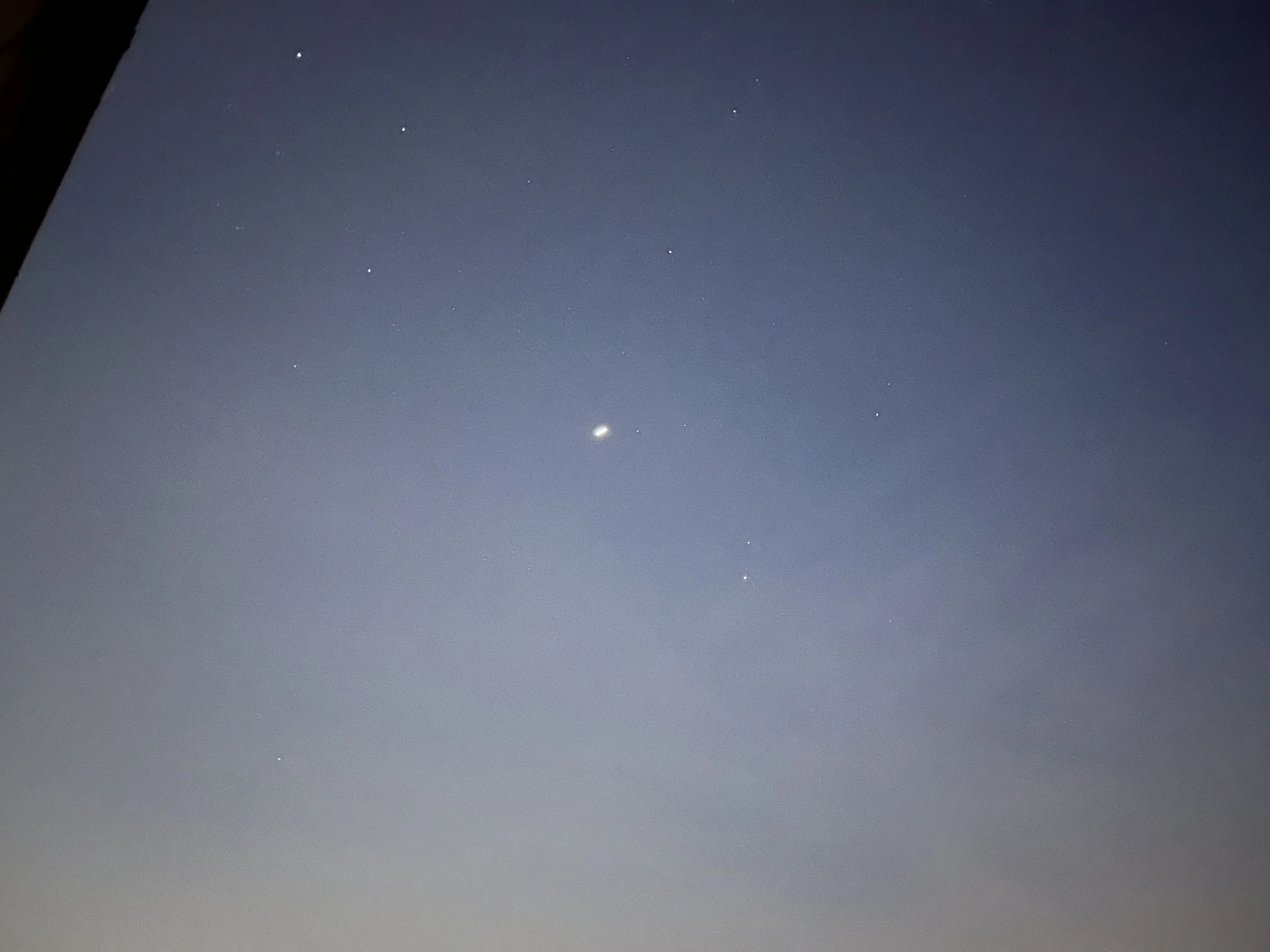 590945B7-AF4E-43B6-B813-654A417F4758.webp