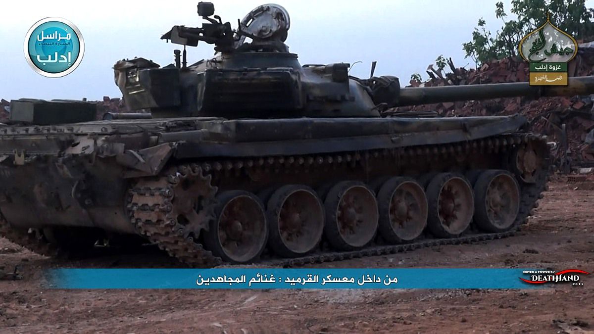 al-nusrah-front-coalition-fighters-take-out-syrian-army-positions-25-Idlib-SY-apr-27-15.jpg