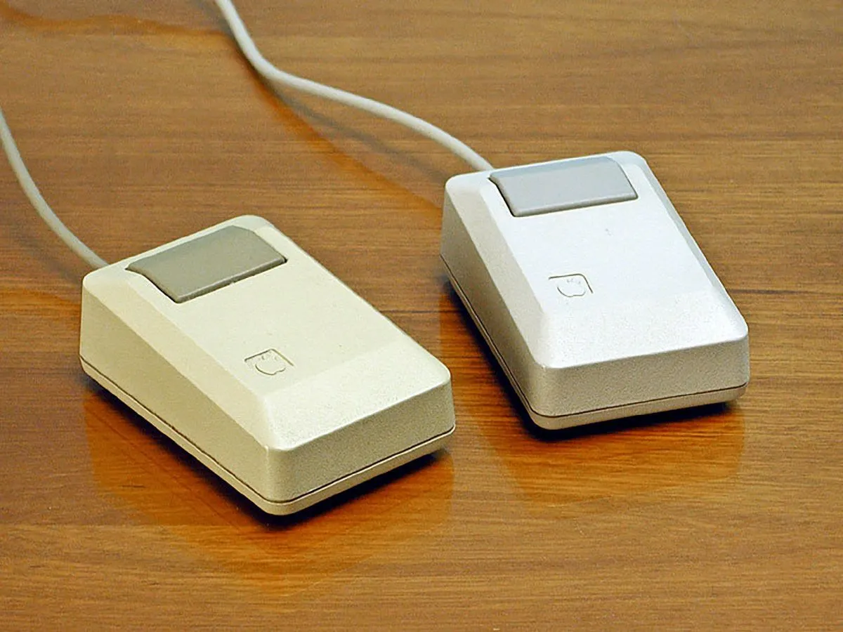 apple_macintosh_plus_mouse-100834244-large.webp