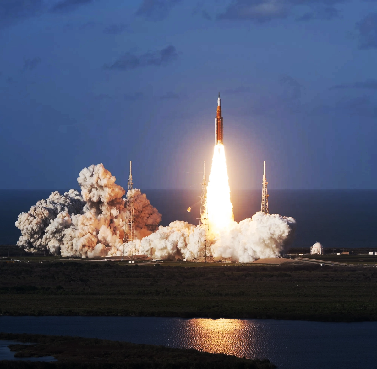 Artemis II lift off, Apr 1 2026.webp