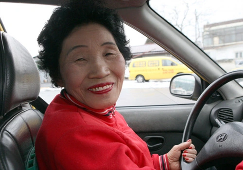 asian-driving.webp