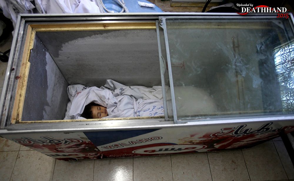 babies-children-stored-in-ice-cream-freezer-at-morgue-5-Rafah-Gaza-aug-3-14.jpg