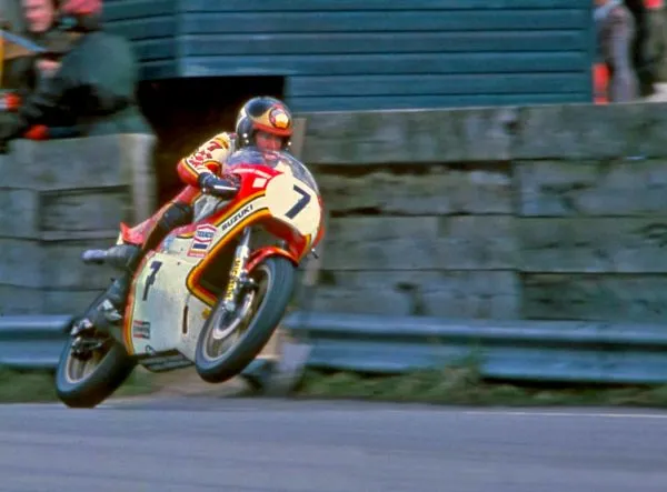 barry-sheene-wheelie.webp