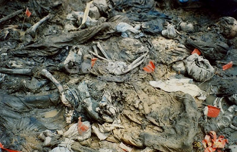 bosnian-war-massgraves23-Budak-Srebrenica.jpg