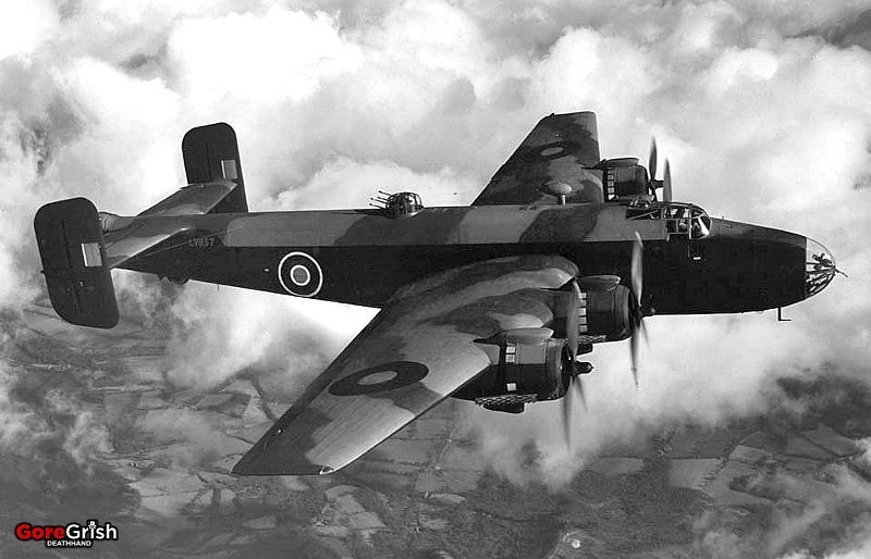 british-halifax-bomber-Dresden-Germany-feb1945.jpg