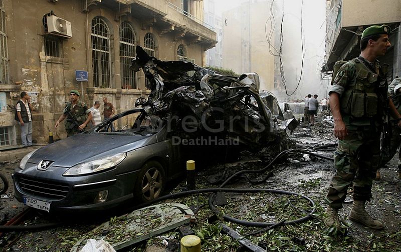 car-bomb10-Beirut-Lebanon-oct19-12.jpg