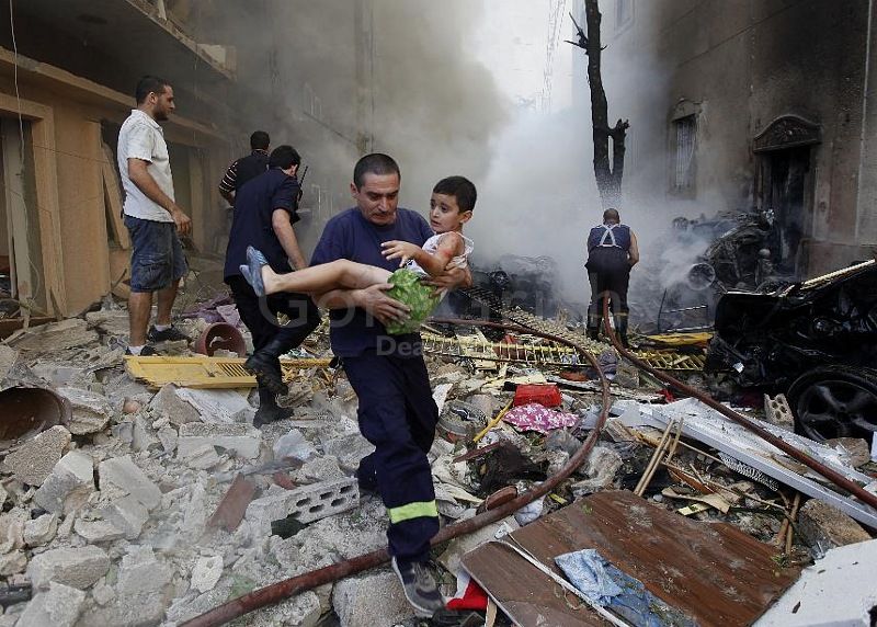 car-bomb14-Beirut-Lebanon-oct19-12.jpg