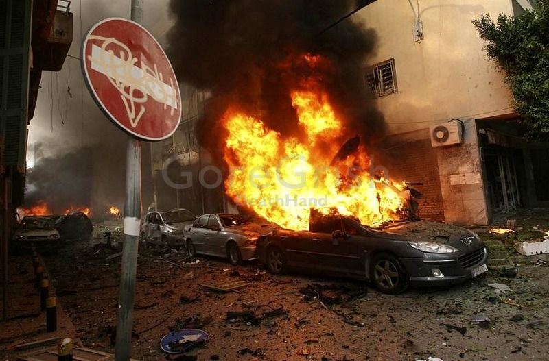 car-bomb18-Beirut-Lebanon-oct19-12.jpg