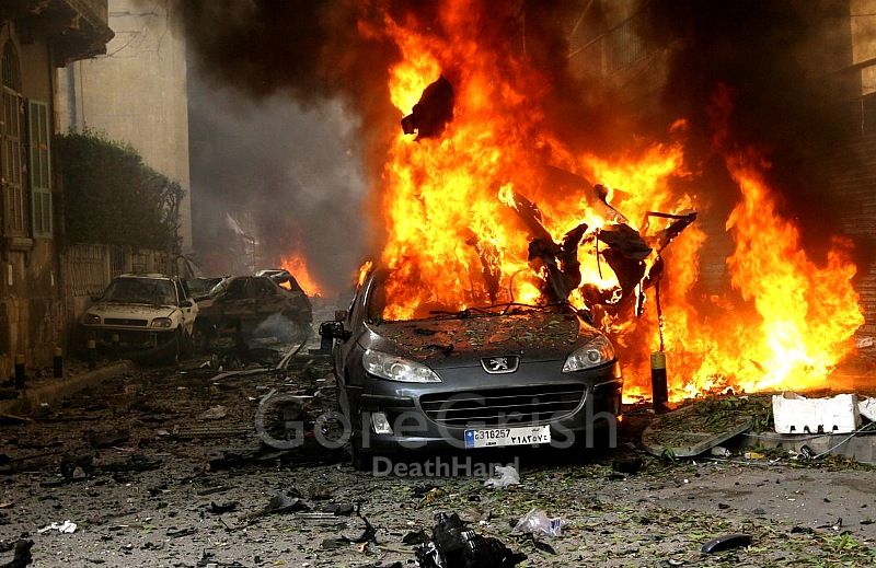 car-bomb2-Beirut-Lebanon-oct19-12.jpg