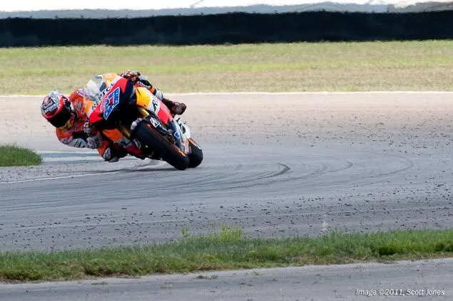 Casey-Stoner-Indianapolis-GP-dirt-debris-track-Scott-Jones.webp