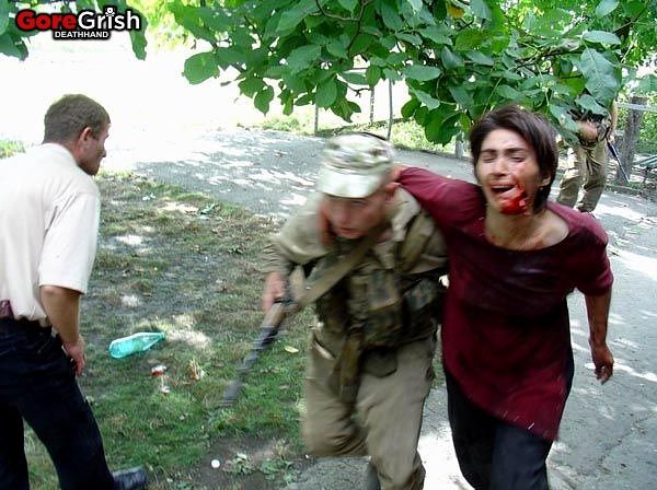 chechen-school-siege-rescue1-Beslan-N-Ossetia-sep3-04.jpg