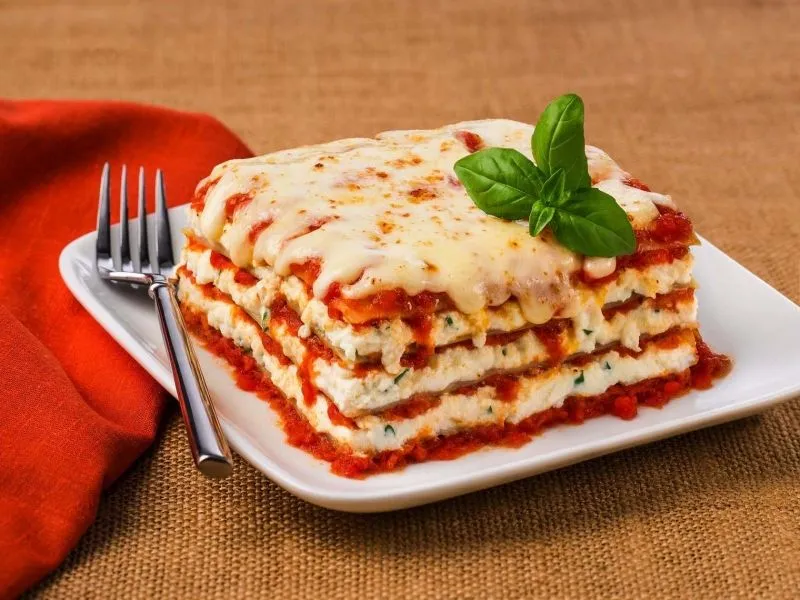 Cheese-Lasagna-72DPI1-e1476892466909-800x600.webp