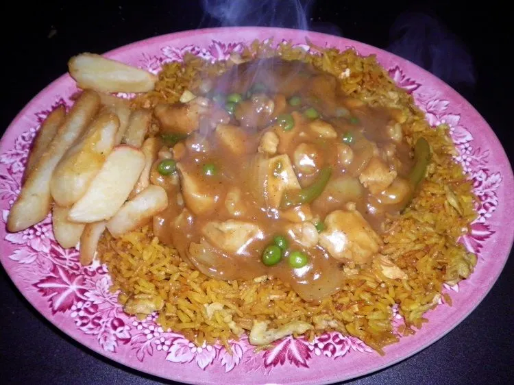 chicken prawn curry 001.webp