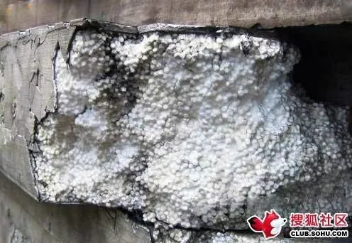 chinese made concrete block.webp