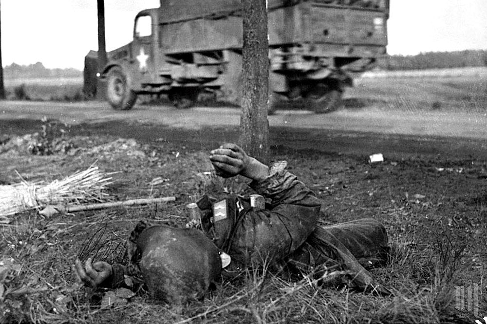 compilation-dead-German-soldiers-of-World-War-Two-324.jpg