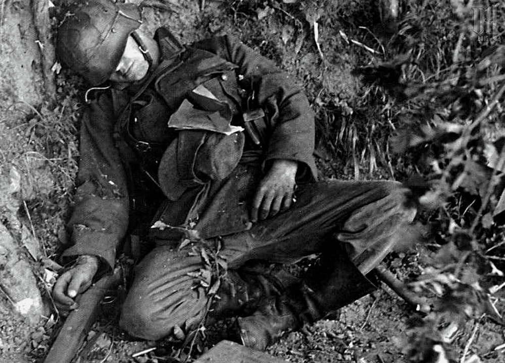 compilation-dead-German-soldiers-of-World-War-Two-327.jpg