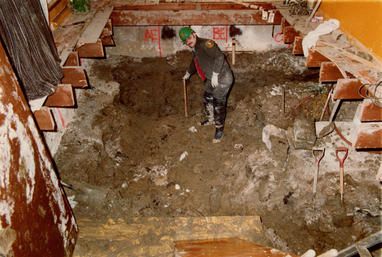 ct-john-wayne-gacy-house-crawlspace-excavation-20181213.jpg