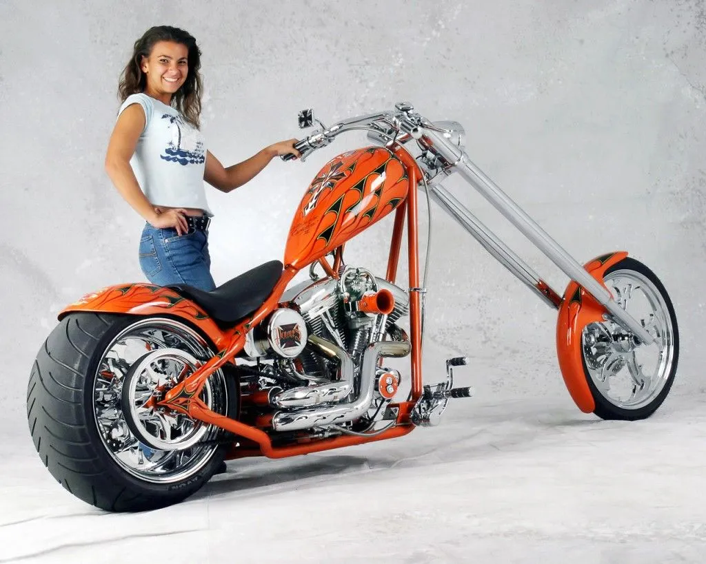 Custom_300_Pro-Street_Chopper-1024x819.webp