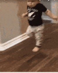 cute-baby-running-away-c8vyv0b20r7rzqy2.gif