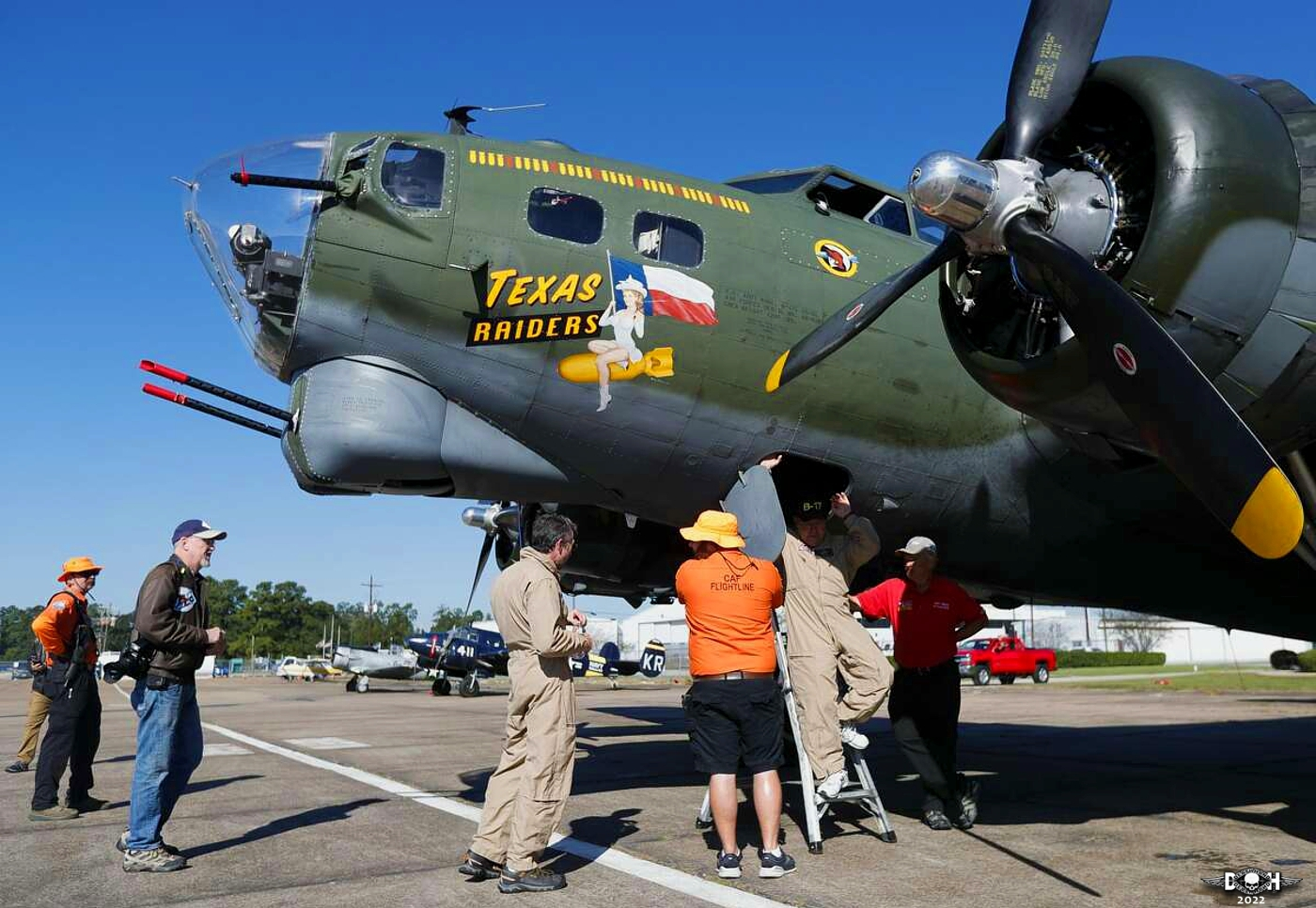 Dallas Air show crash 000 - Nov 14 2022 - DH.jpg