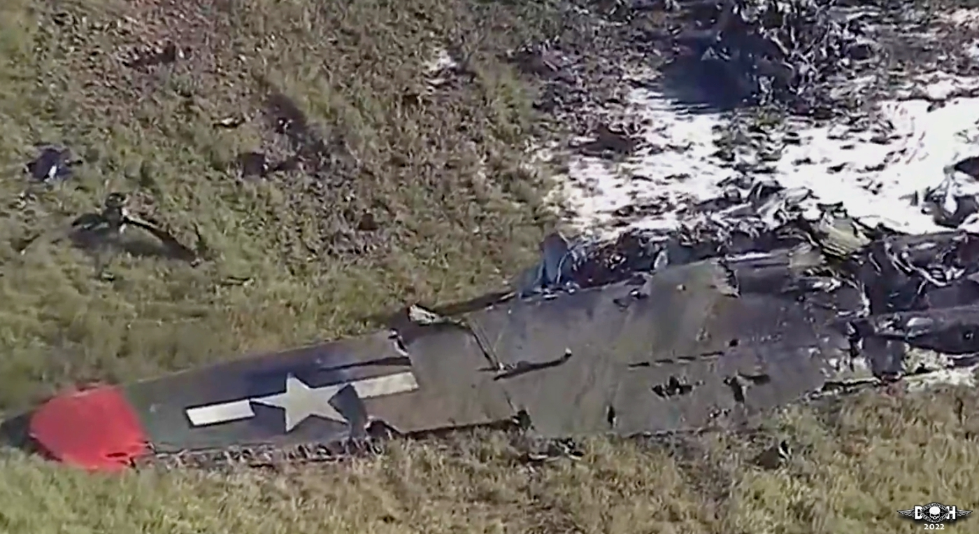 Dallas Air show crash 9b - Nov 14 2022 - DH.jpg