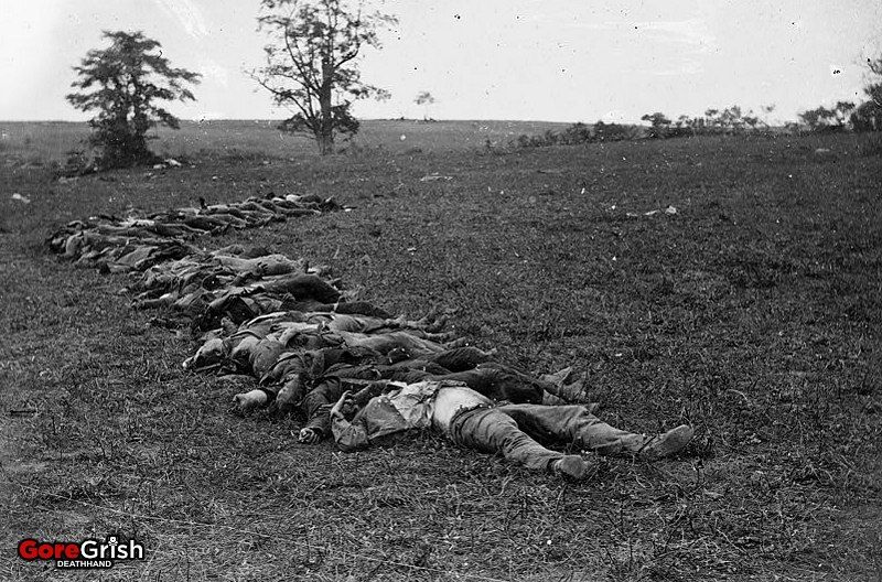 dead-confederate-soldiers-Antietam-MD-Sept-1862.jpg