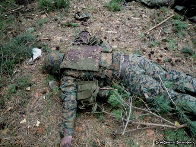 dead-georgian-soldier8-Georgia-aug2008.jpg