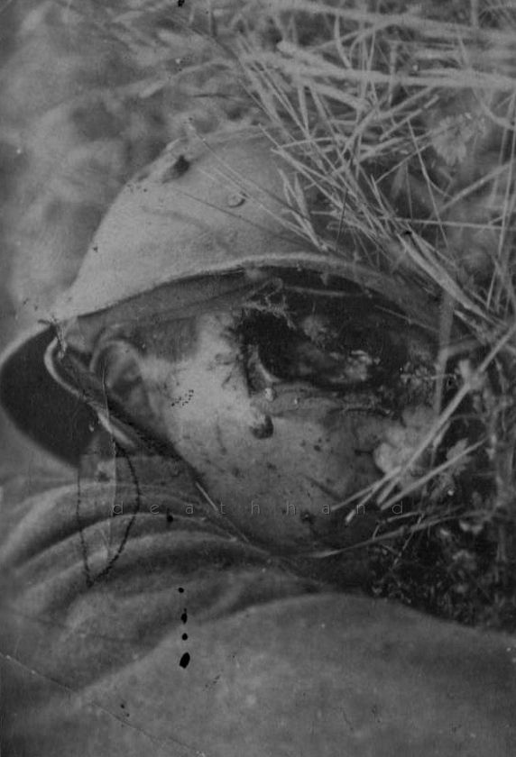 dead-german-soldier1-sniper-hit.jpg