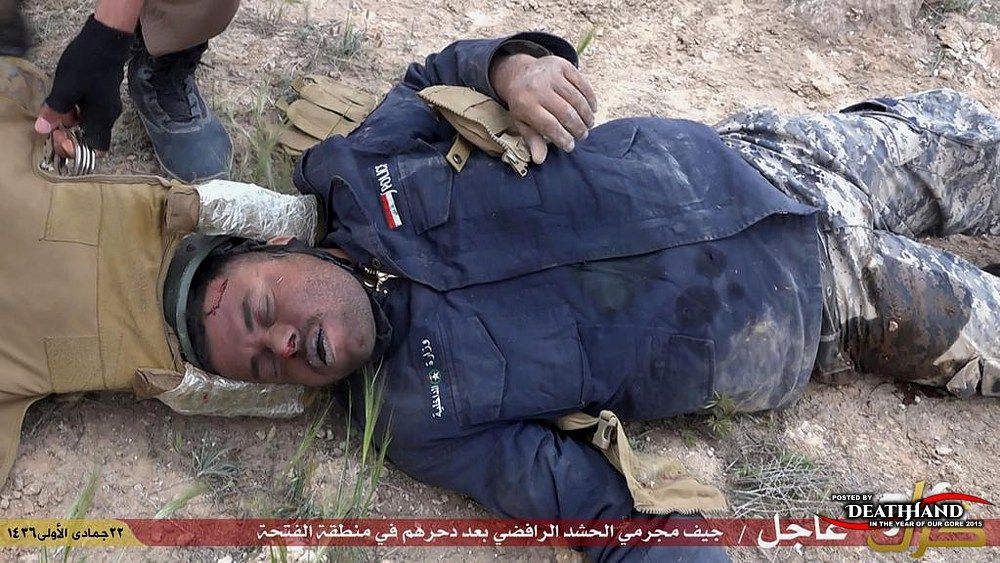 dead-iraqi-police-killed-by-isis-4-Kirkut-IQ-mar-13-15.jpg