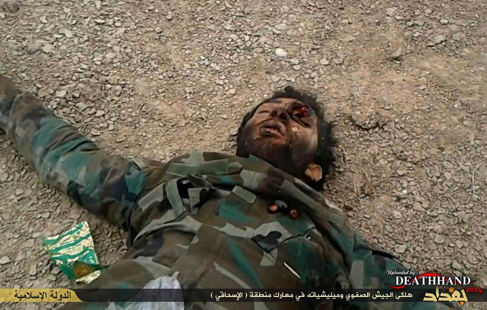 dead-iraqi-soldiers-after-battle-with-isis-fighters-6-Ishaqi-IQ-dec-25-14.jpg