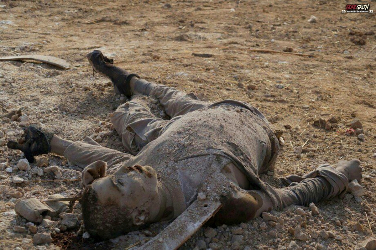 dead-isis-fighters-after-battle-with-ypg-sdf-forces-18-Hasaka-SY-nov-7-15.jpg