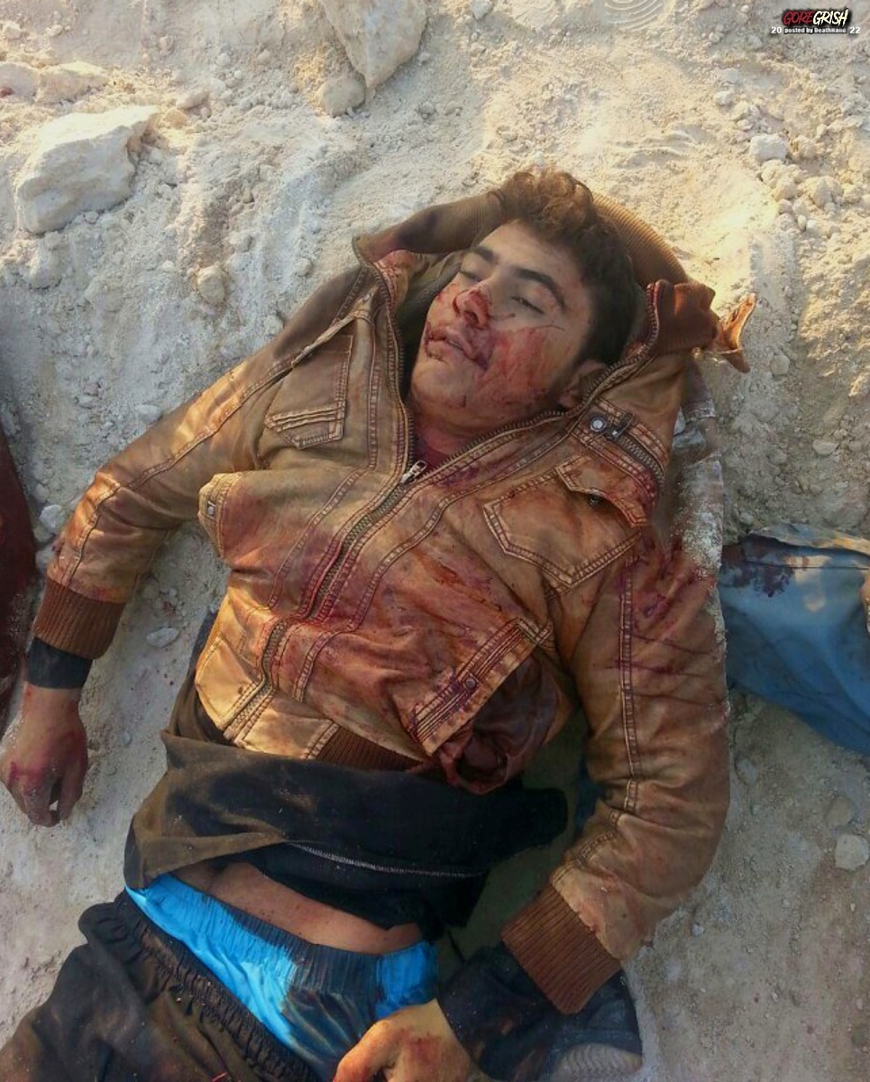 dead-isis-fighters-after-battle-with-ypg-sdf-forces-26-Hasaka-SY-nov-7-15.jpg