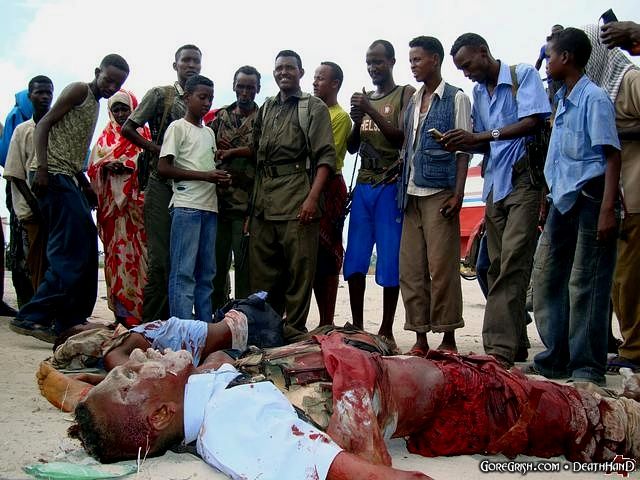 dead-islamists-Mogadishu-aug22-09.jpg