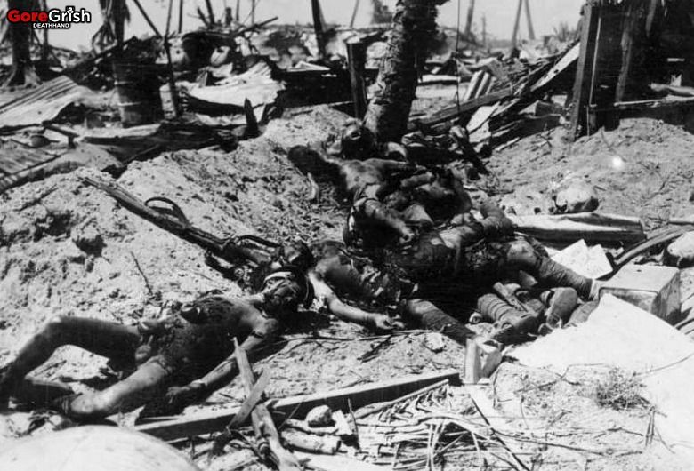 dead-jap-soldiers-Kwajalein-Atoll.jpg