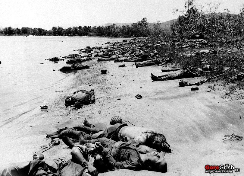 dead-japanese-soldiers-on-beach-Tanapag-Saipan-jul14-1944.jpg